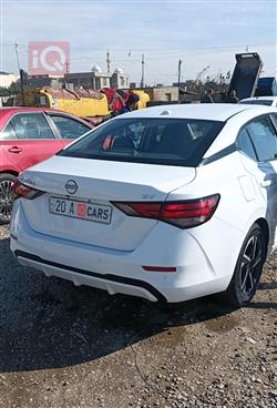 نيسان سنترا